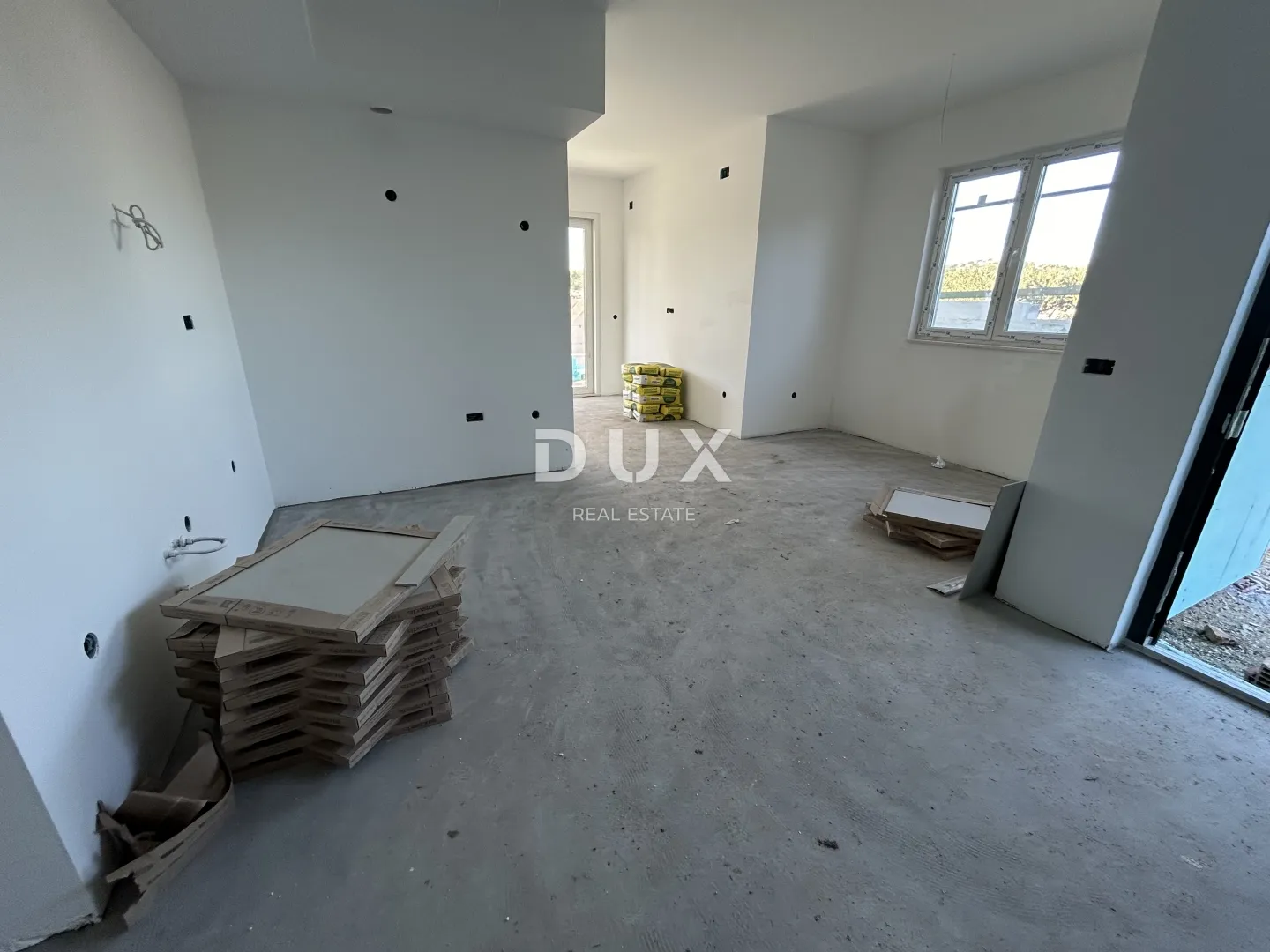 murter, jezera – novogradnja, dvoetažni apartman s bazenom - slika 8