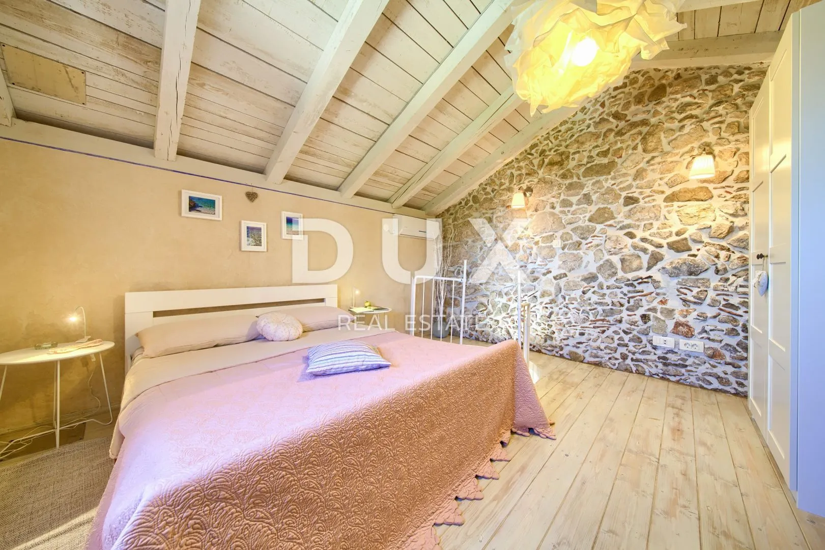 otok krk, dobrinj - rustikalna kuća s jacuzzijem - slika 24