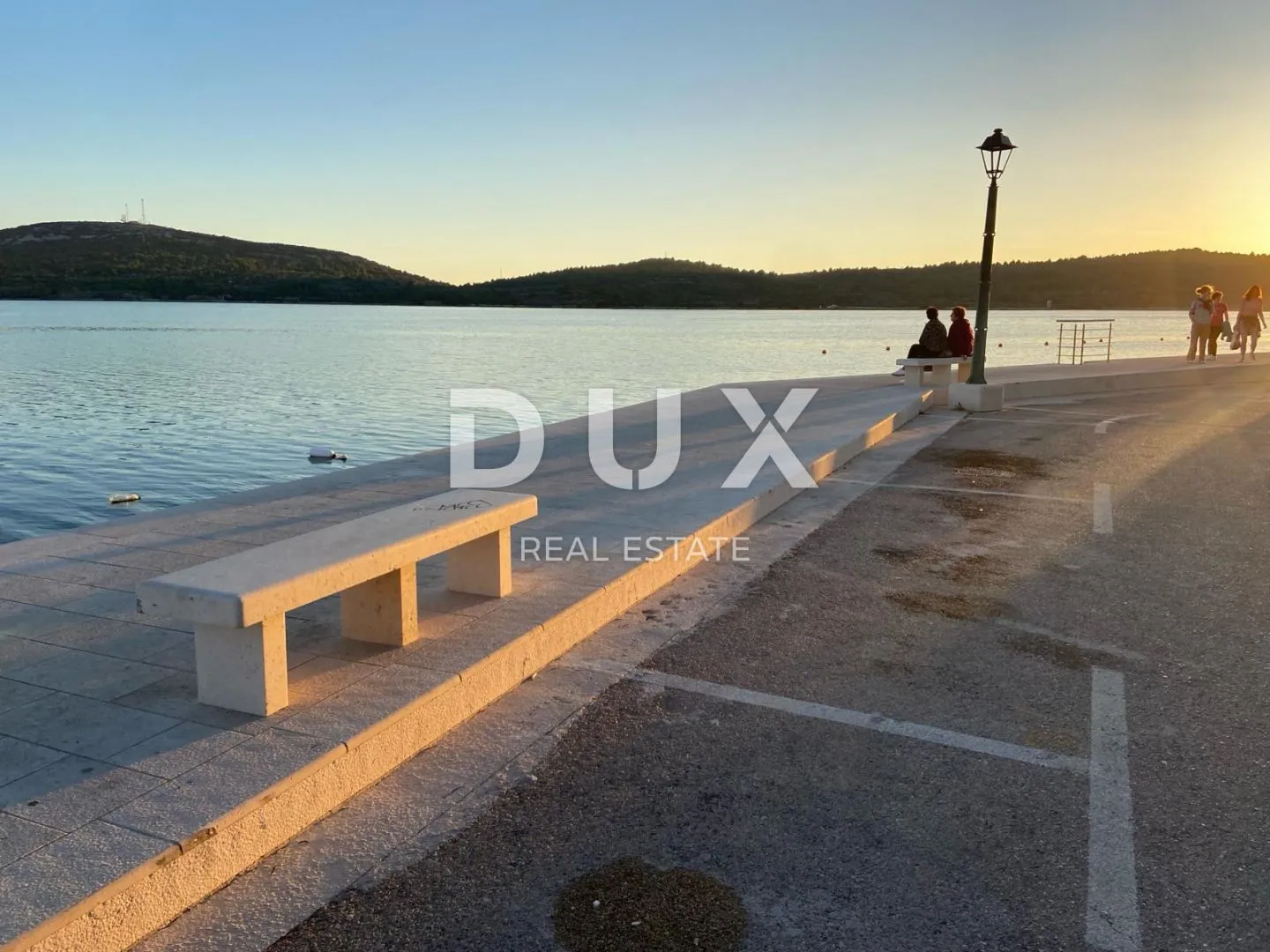šibenik, pirovac - kuća uz more u povijesnoj jezgri - slika 13