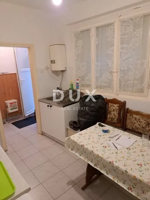 pag - kuća u centru paga - slika 5