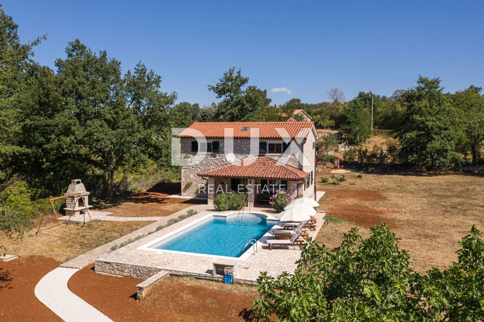 istra, labin - samostojeća kamena vila s bazenom - slika 22