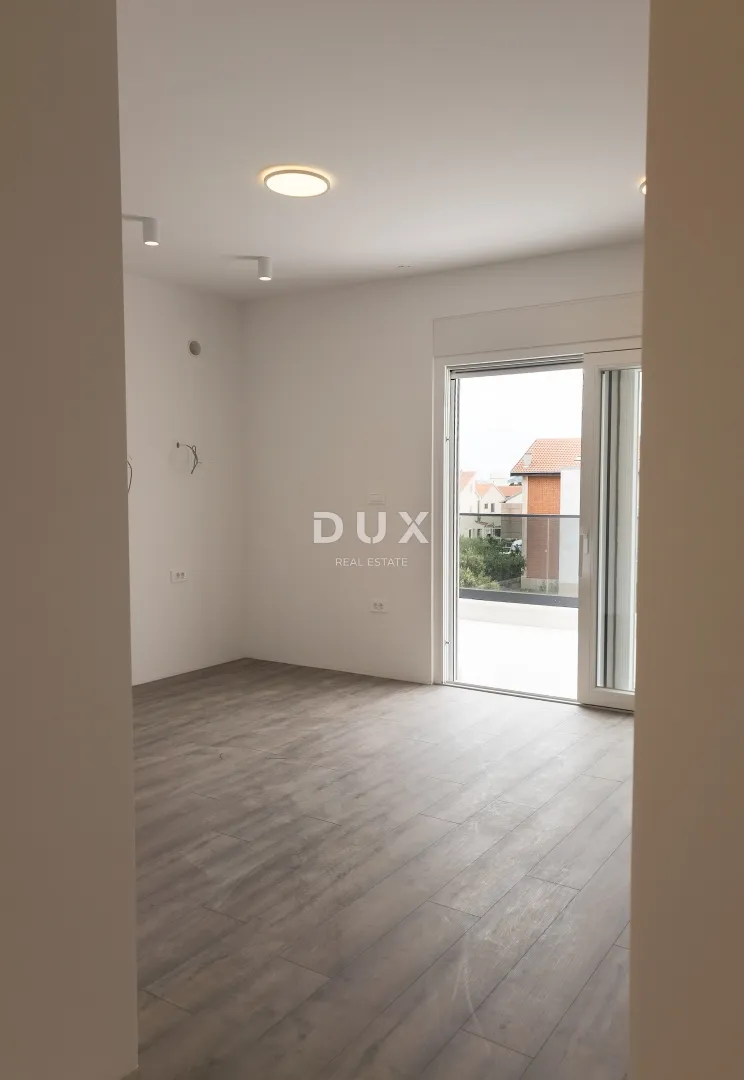vodice, stablinac, penthouse s krovnom terasom, 121 m² - slika 3
