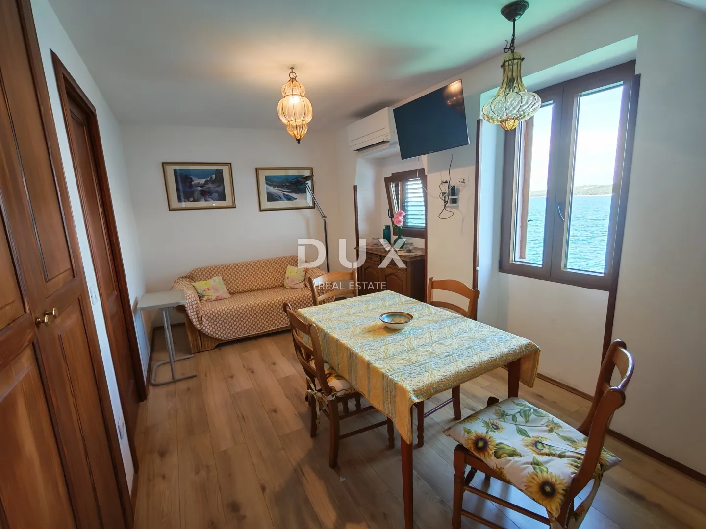 Istra, Rovinj, 1-sobni stan, 35 m2, pogled na more