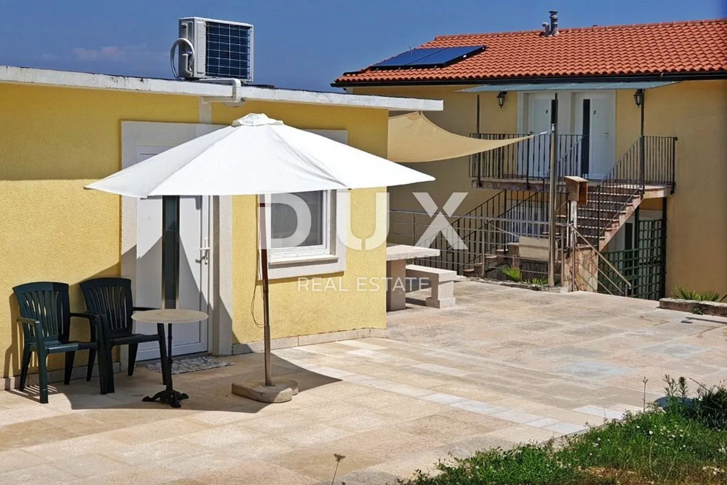 istra, rabac - prostrana kuća s bazenom - slika 10