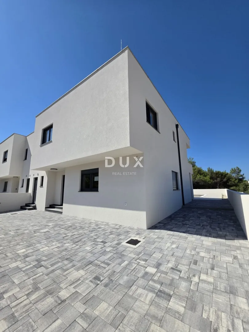 vir, dvojna vila, 223 m², bazen, pogled na more - slika 16
