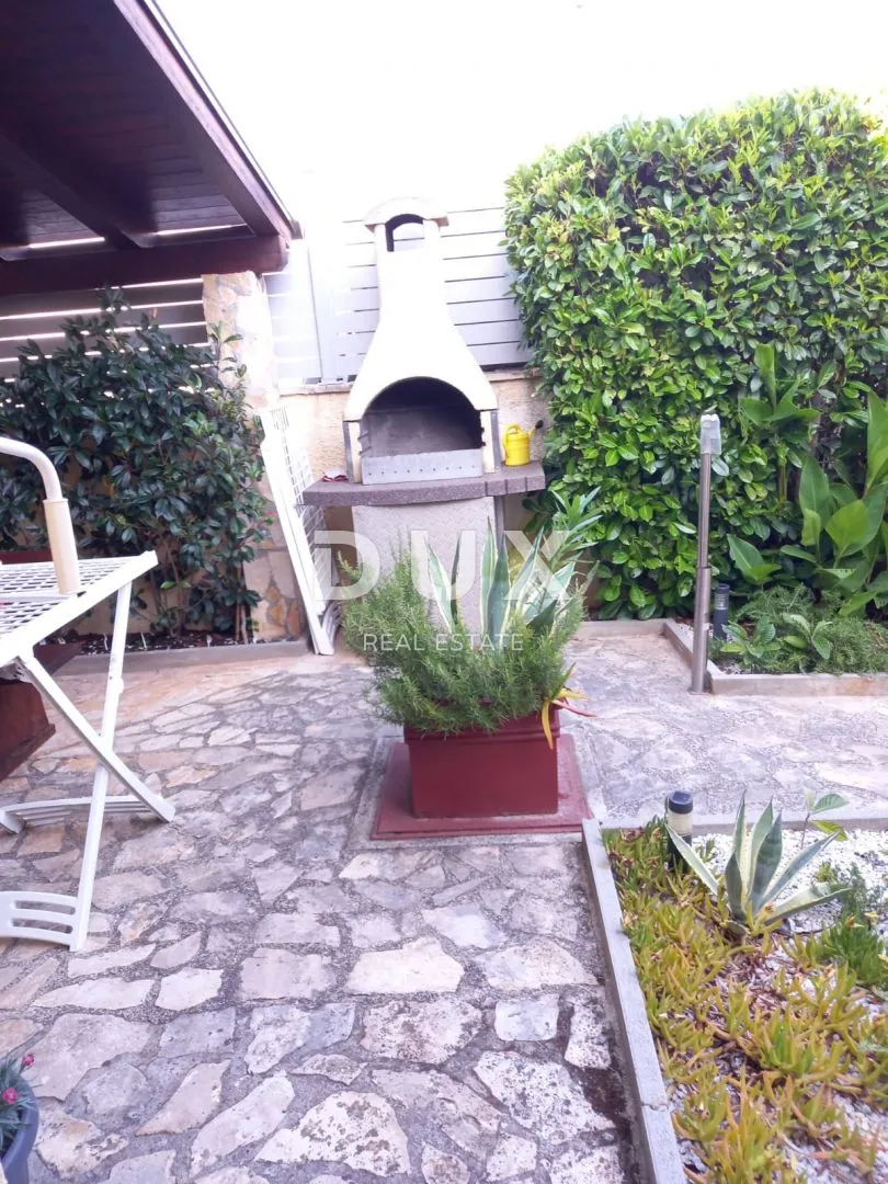 istra, volme - apartman s prostranom terasom, zelenilom i potpunim mirom - slika 10
