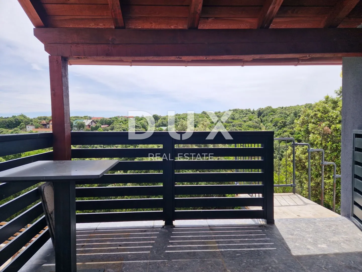 istra, krnica - samostojeća kuća 200m od mora - slika 27