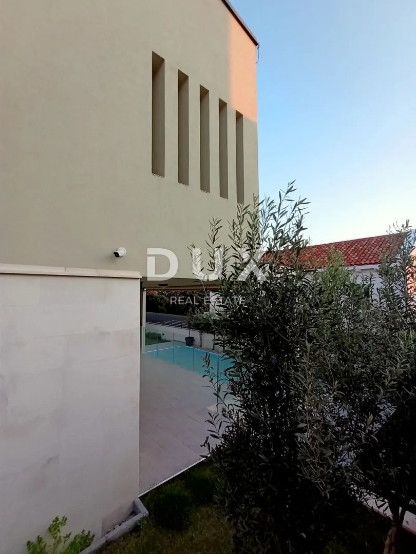 zadar, kožino - luksuzna vila s grijanim bazenom - slika 4