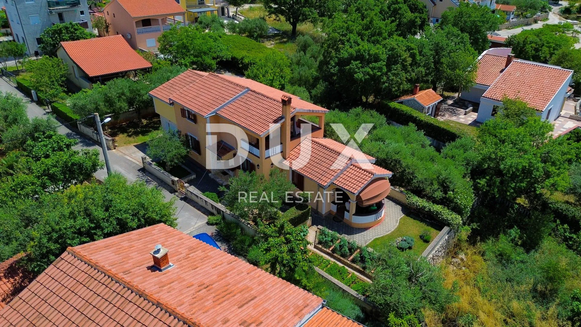 ribnica, obrovac - prilika! kuća 1. red do mora + brod i vez - slika 5