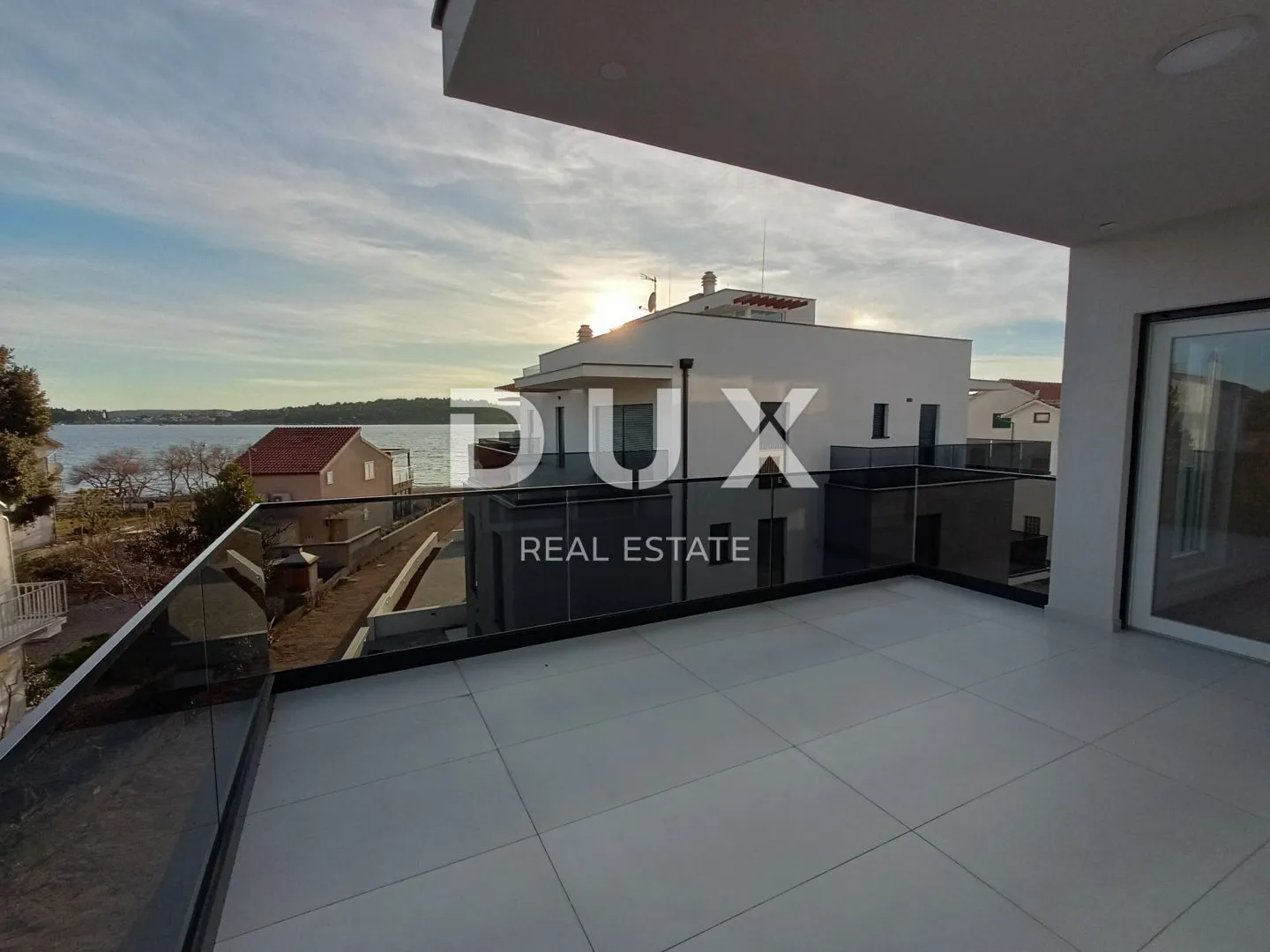 šibenik, vodice - predivan penthouse s8 pokraj mora - slika 6