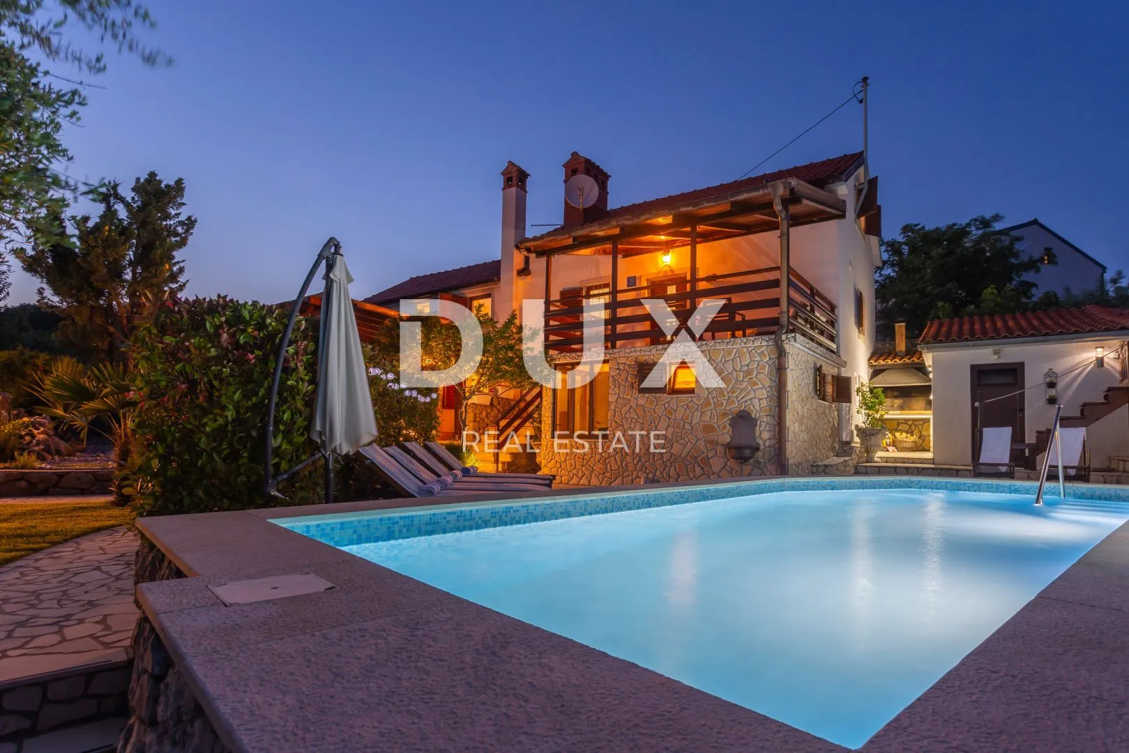 otok krk, vrbnik (okolica) - prilika! kuća s bazenom i jacuzzijem - slika 41