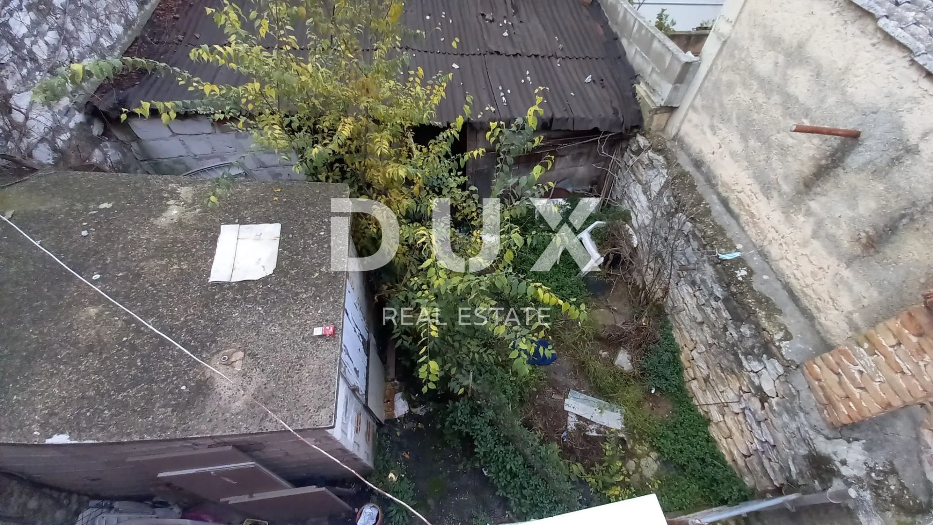 istra, pula stan idealan za više apartmana u blizini arene! - slika 15