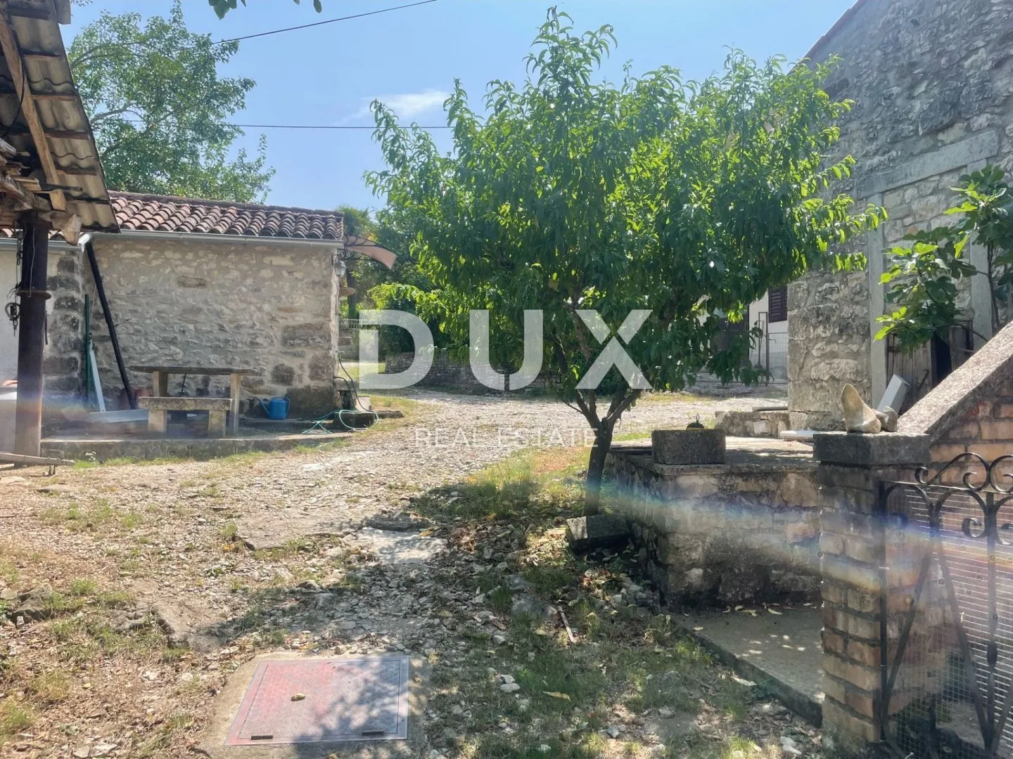 istra, pićan - zemljište na mirnoj lokaciji s pogledom - slika 4