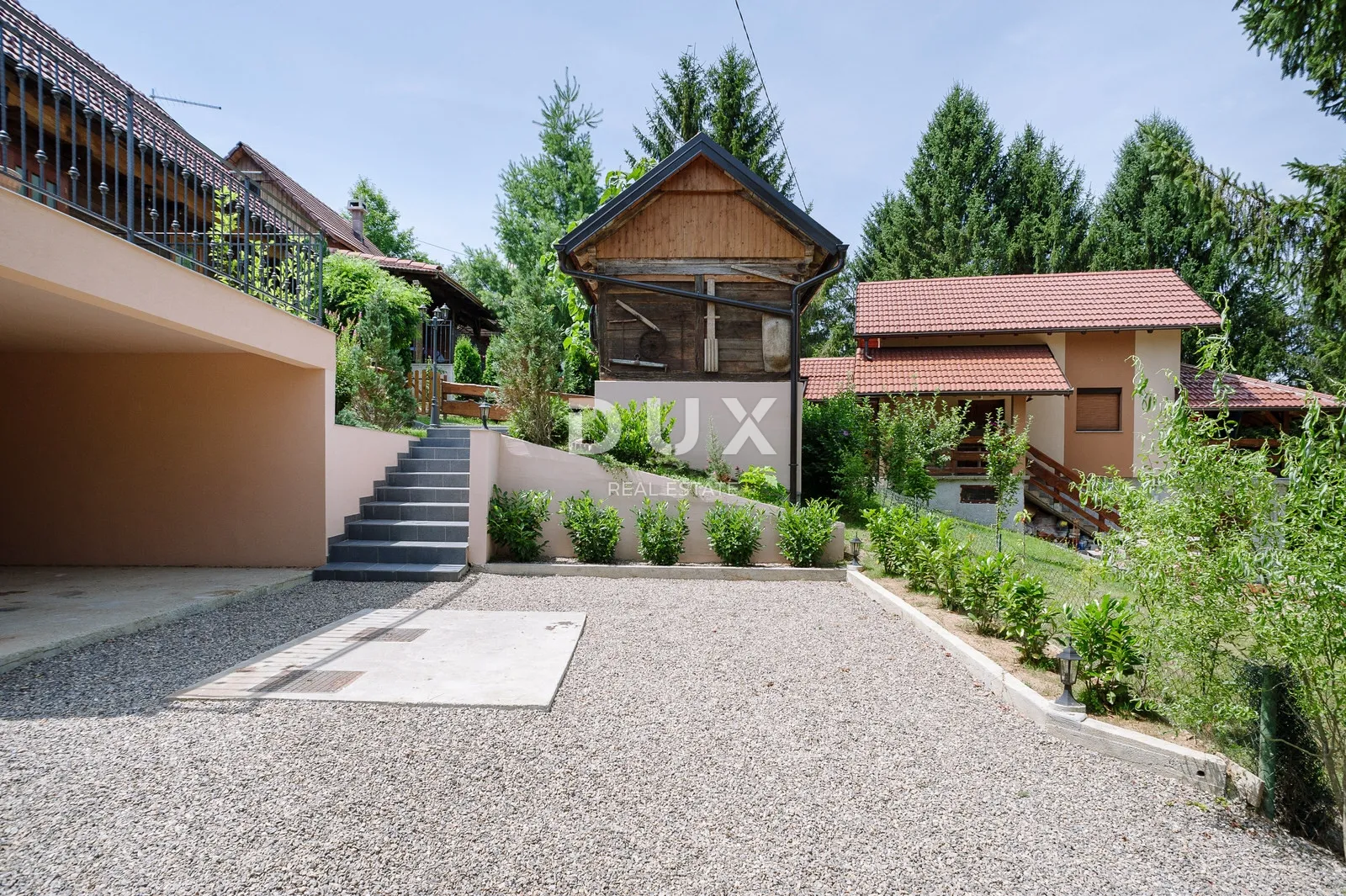 KARLOVAC, BARILOVIĆ - privatni raj uz Koranu, dvije kuće i privatna SPA zona u srcu prirode, 218m2 - Kosijersko Selo, Barilović