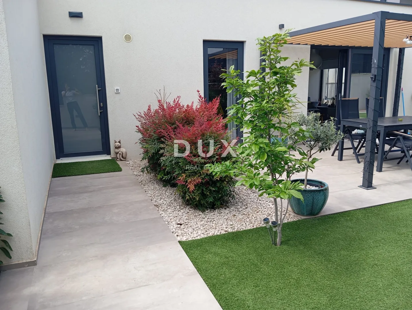biograd, sv. filip i jakov, kuća, 110 m², vrt, bazen - slika 13
