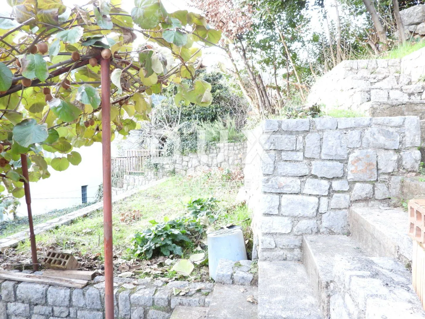 opatija, ika - kuća 139m2 2.red do mora + okućnica 939m2 - slika 12