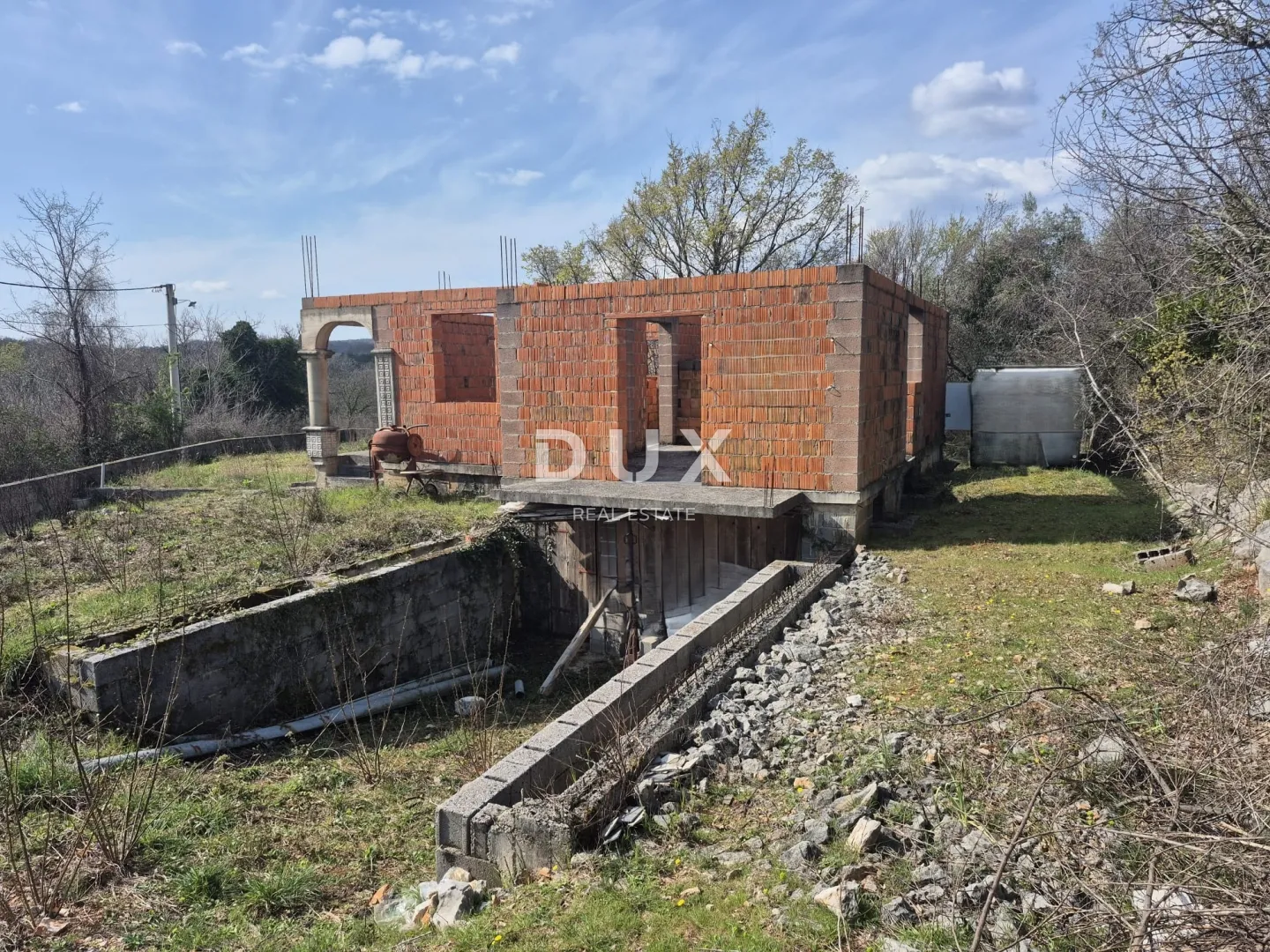 otok krk, šilo (okolica) - prodaja samostojeće kuće u izgradnji, snižena cijena - slika 9