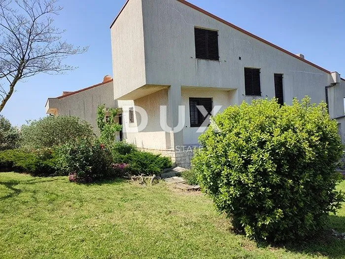 istra, pula - obiteljska kuća na mirnoj lokaciji! - slika 4