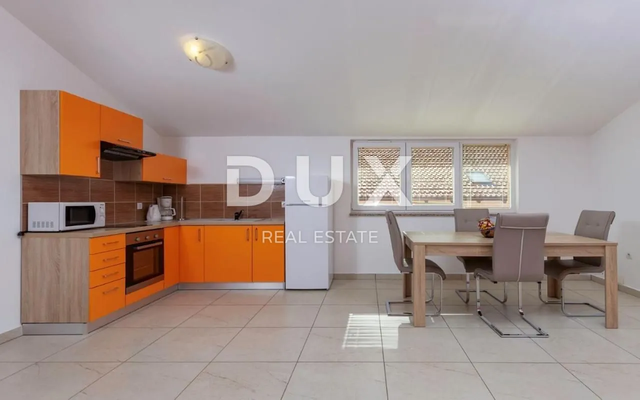 istra, medulin velika apartmanska kuća! - slika 28