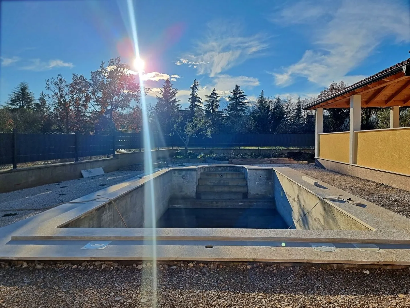 istra, labin - komforna kuća s bazenom - slika 3