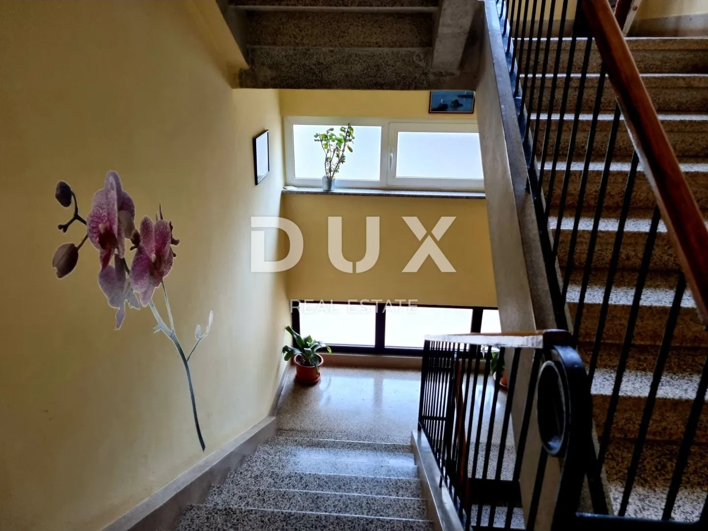 istra, pula, fažana - dvosoban stan u centru fažane! - slika 4