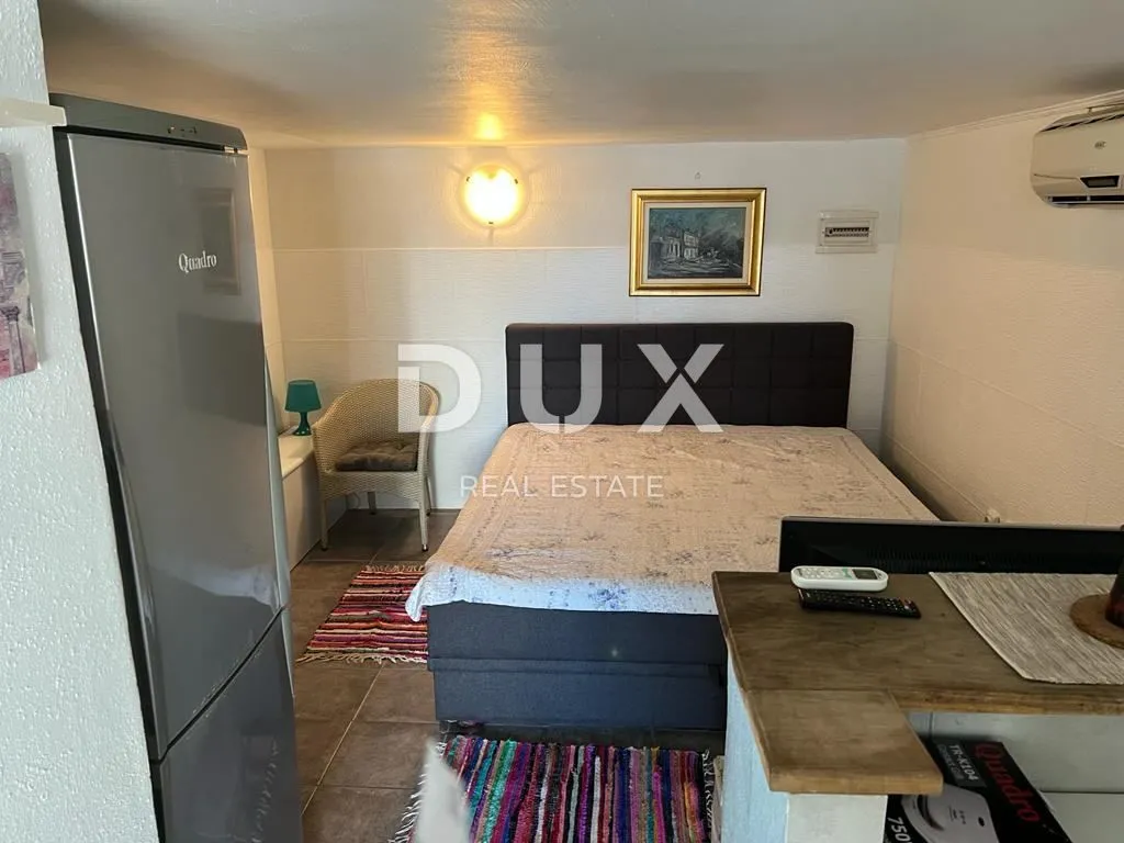 crikvenica, selce - prizemlje kuće s tri apartmana, 150 m od mora - slika 12
