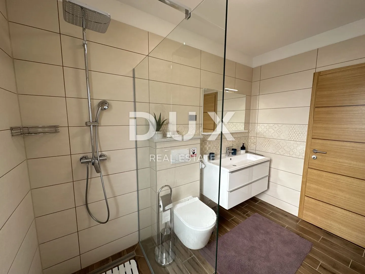 istra, barban - luksuzna vila s pomoćnim objektom - slika 23