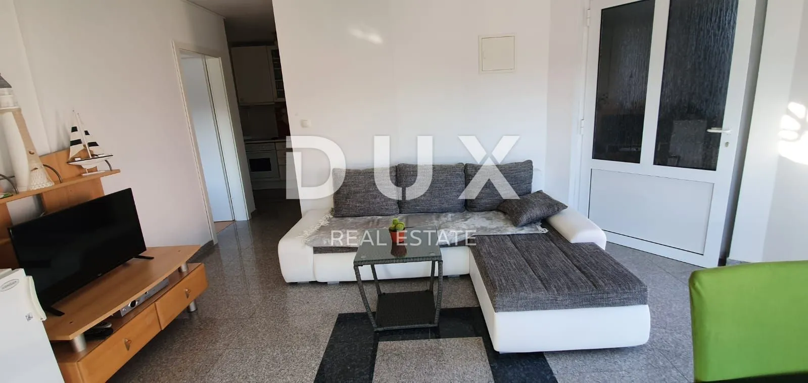 novi vinodolski - kuća u mirnom predjelu s 5 apartmana - slika 18
