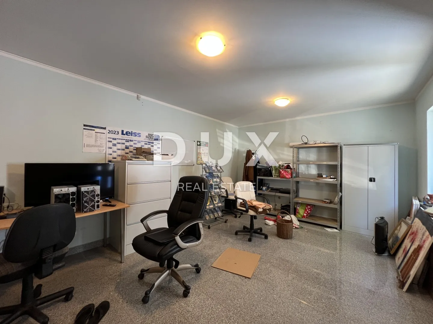 matulji, okolica - poslovno stambena zgrada od 350 m2 + okućnica 1000m2 - slika 7