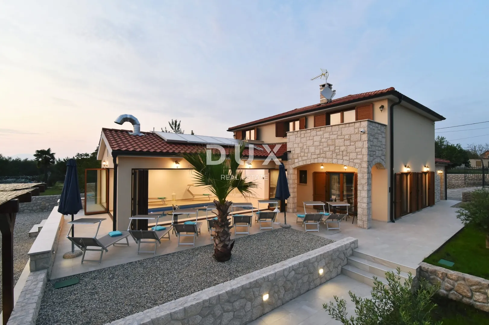 KRK, LINARDIĆI - Spoj elegancije, sigurnosti i mediteranskog šarma, 350m2 - Brzac, Krk