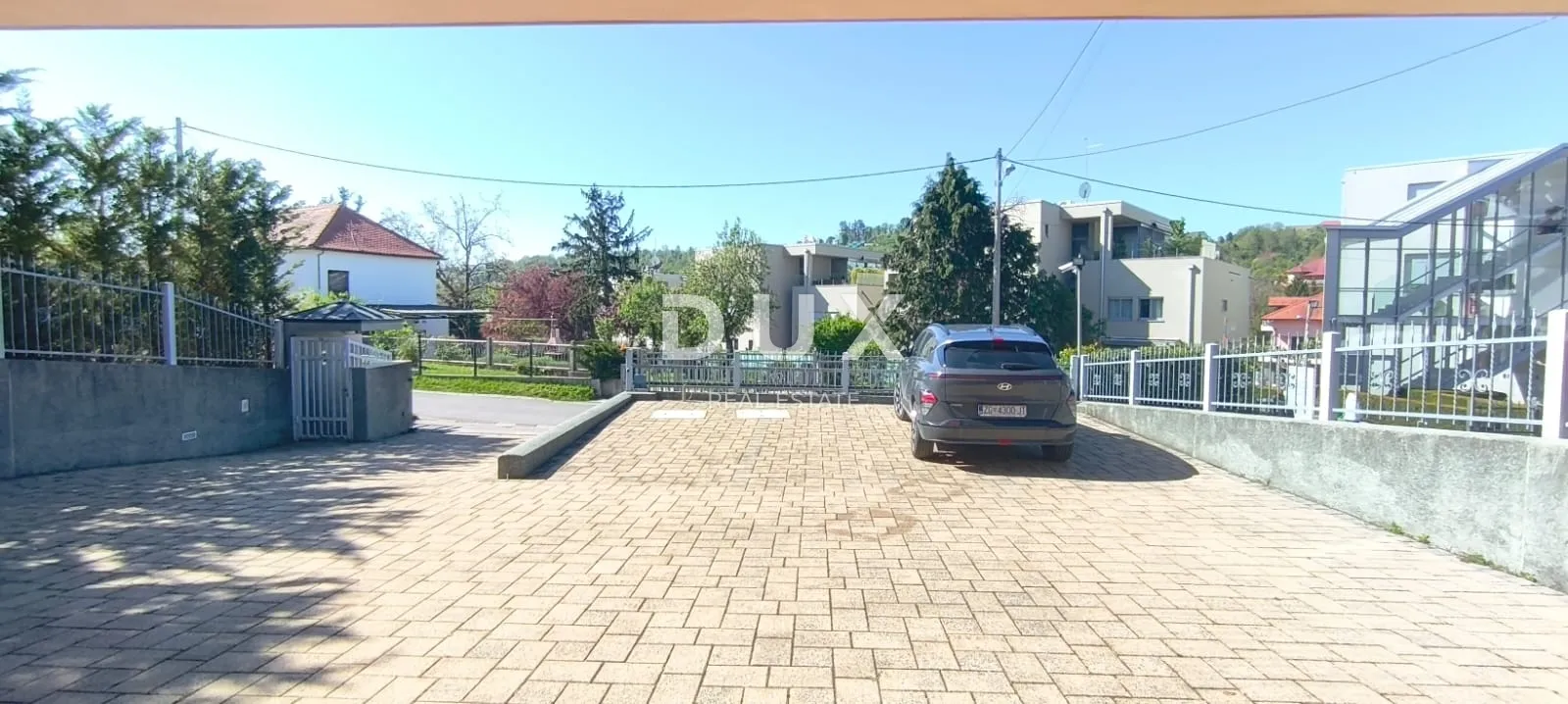 zagreb, mlinovi - luksuzna vila s panoramskim pogledom! - slika 44