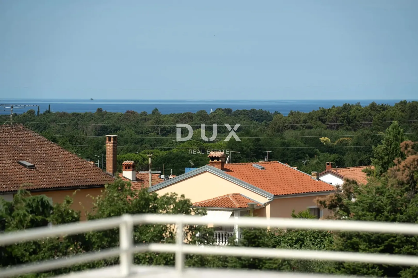 istra, poreč - moderna kuća s bazenom - slika 43