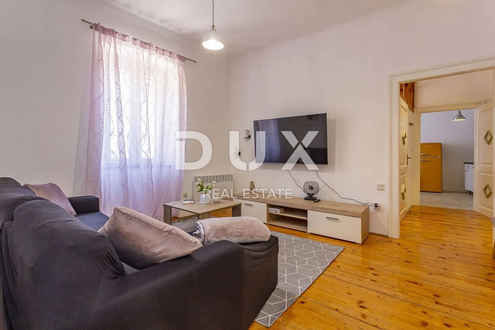šibenik, centar-stan u centru grada 66,80m2 - slika 3