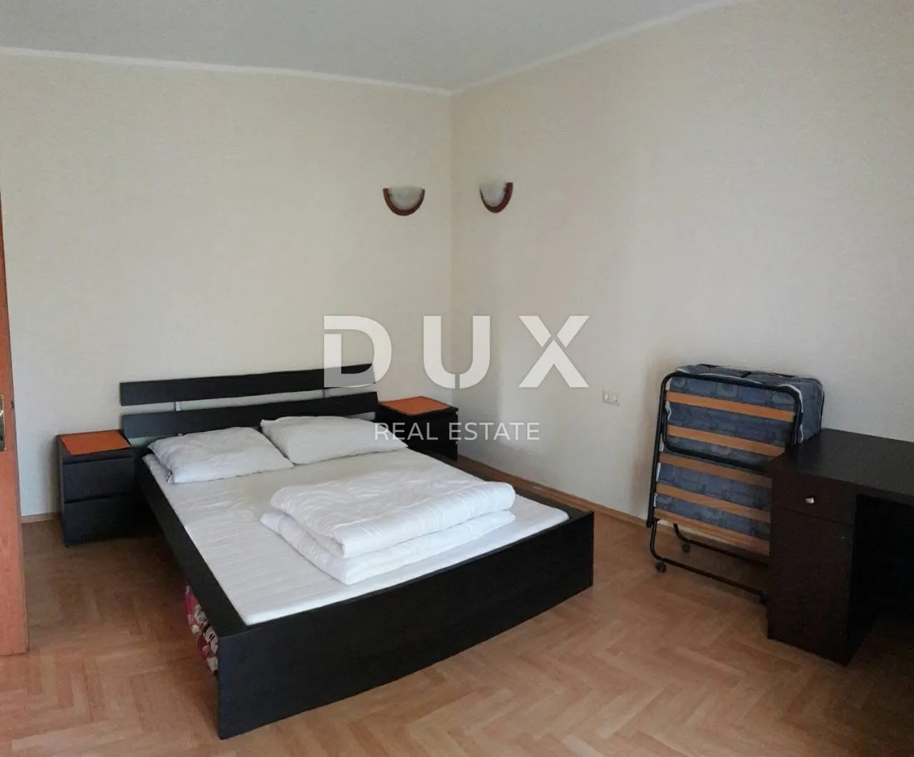 istra - medulin, kuća s više apartmana i bazenom 300 m od mora - slika 15
