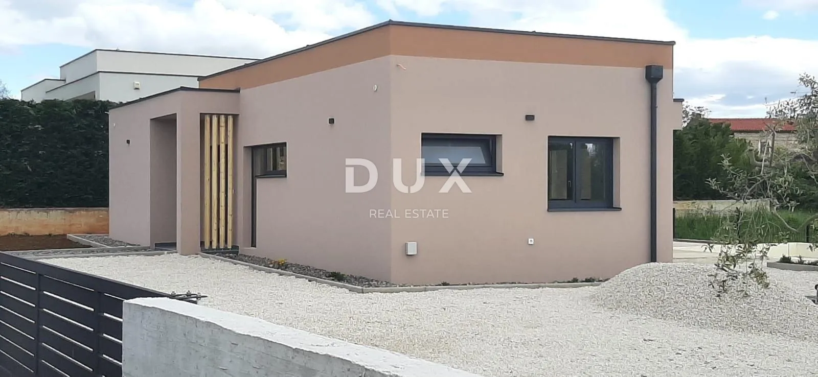 istra, svetvinčenat - prizemnica s bazenom - slika 14