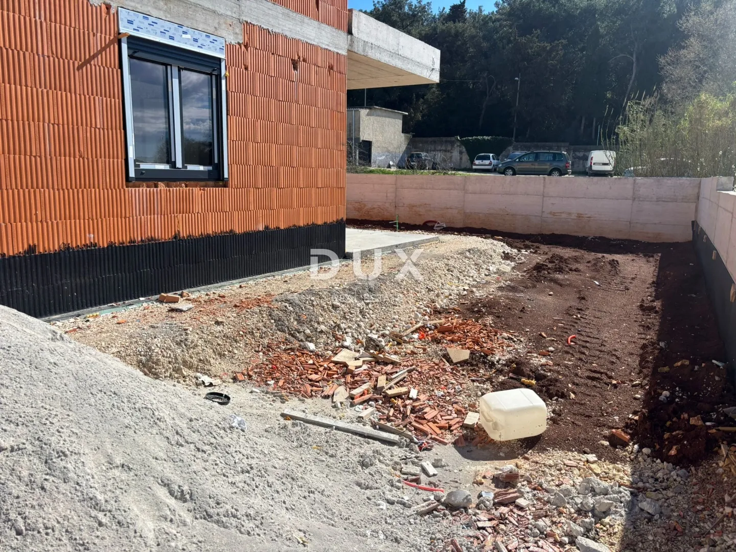 istra, pula, 1- sobni stan s vrtom , novogradnja, parking , spremište - slika 9