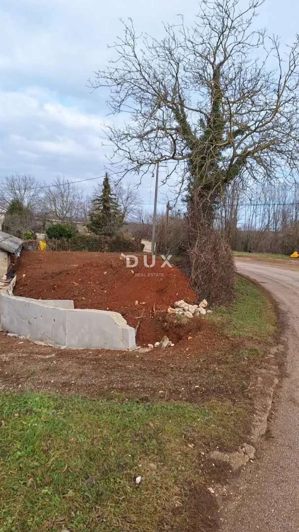 ISTRA,GRAČIŠĆE - Zemljište u centru naselja