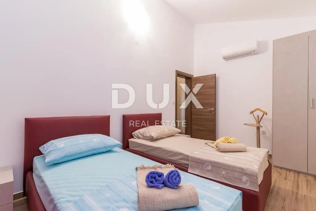 istra, pula - prostrana kuća sa dva stana - slika 27