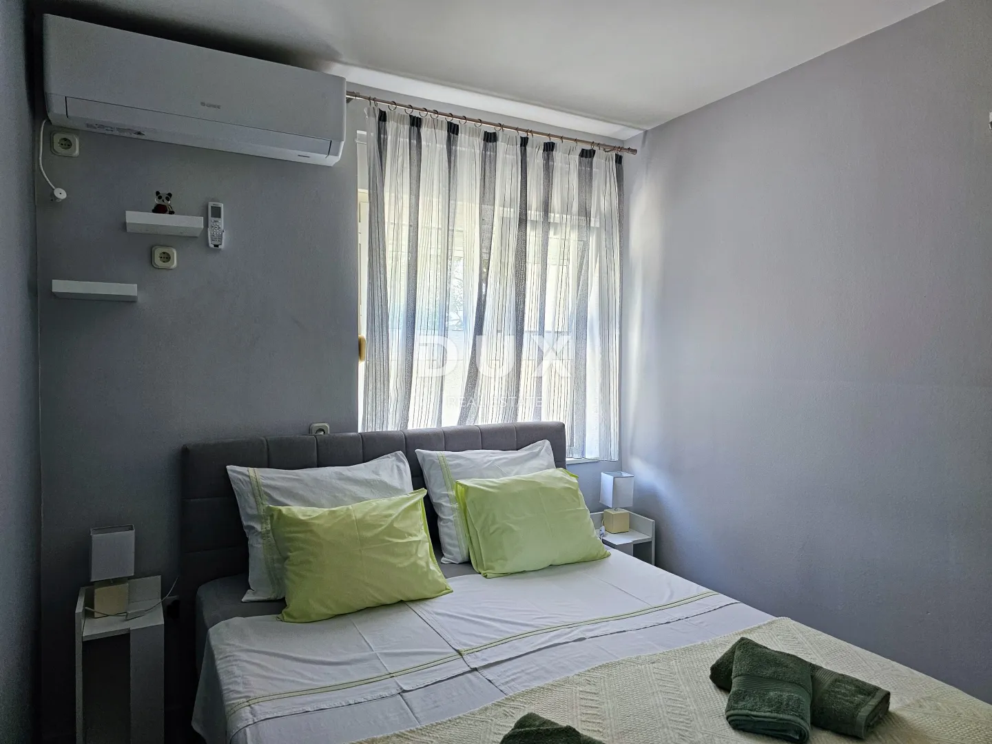 rab, barbat, kuća s apartmanima, 763 m2, drugi red do mora - slika 26