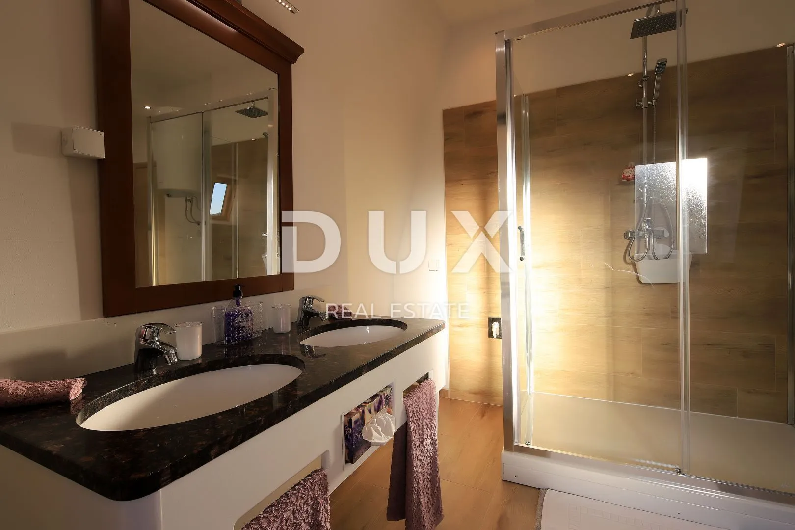 opatija-centar vrhunska elegantna i profinjena nekretnina s panoramskim pogledom na more - slika 33