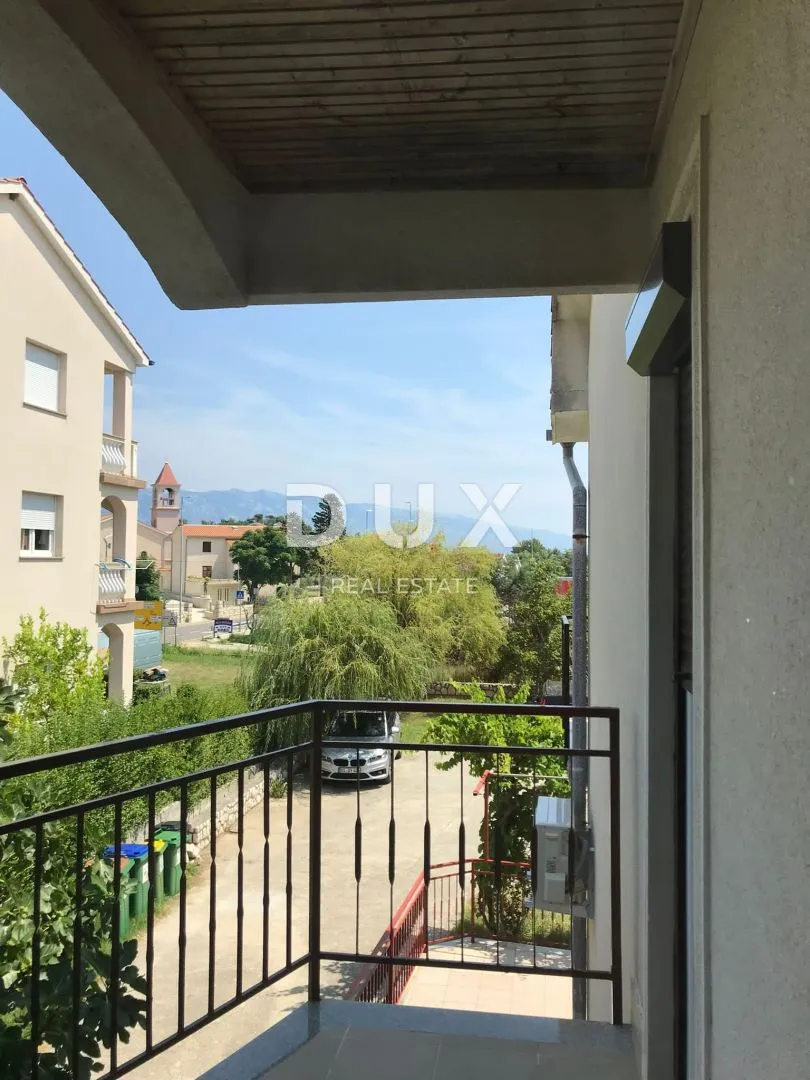 rab, lopar - kuća u centru grada - slika 20