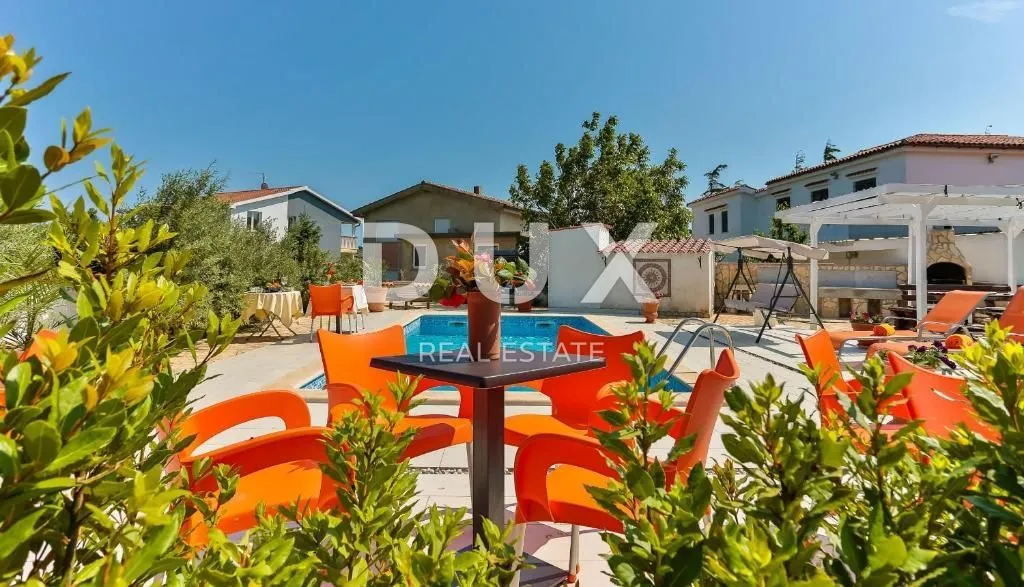 istra, medulin - apartmanska kuća smještena nadomak plaža - slika 25