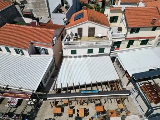 dalmacija, vodice - ekskluzivna nekretnina na rivi, kuća s restoranom u 1. redu do mora - slika 12