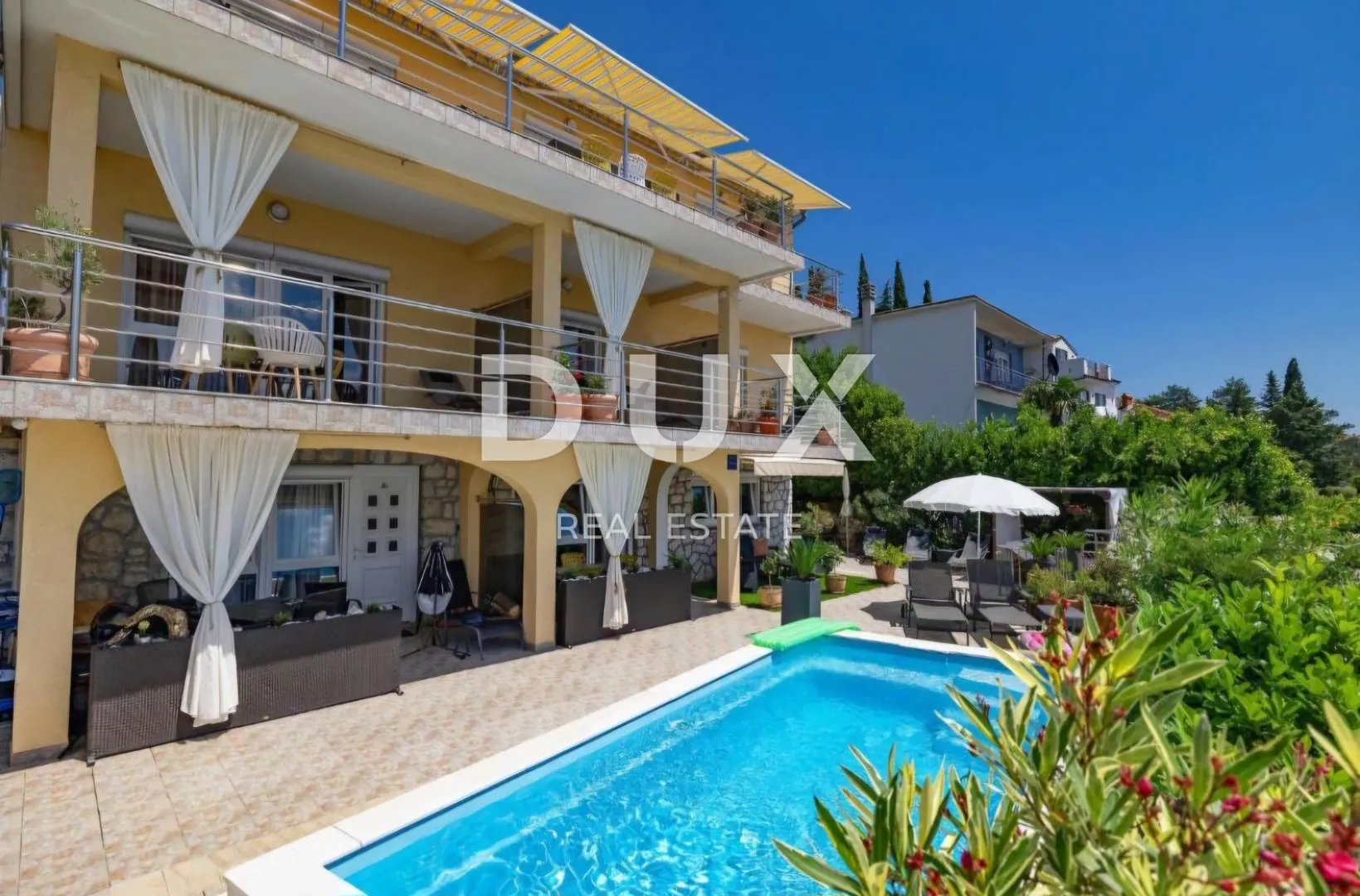 crikvenica, dramalj - kuća sa 6 apartmana, 200m od mora - slika 2
