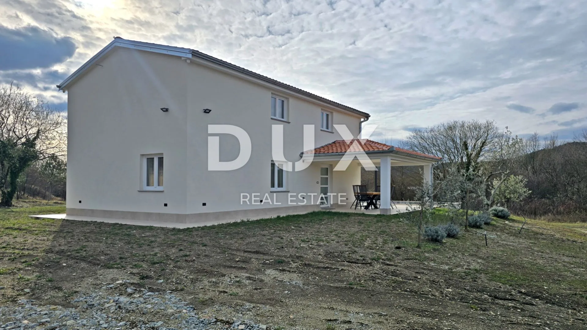istra, cerovlje - kuća s bazenom - slika 11