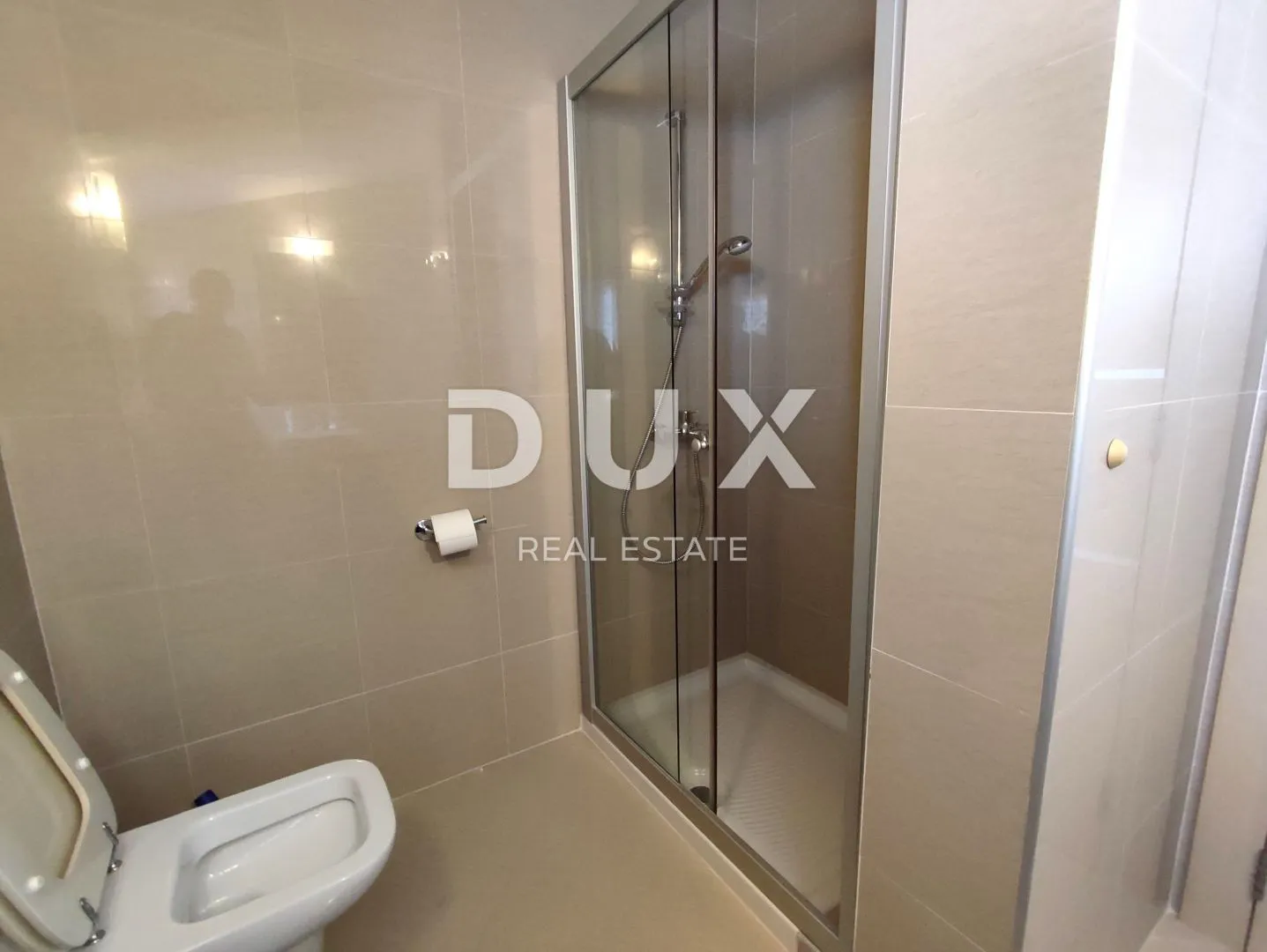 istra, pula - penthouse s pogledom na more blizu plaže - slika 17