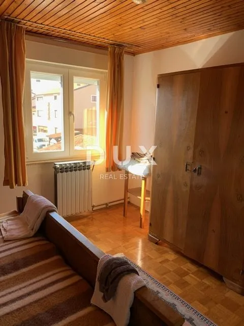 istra , rovinj obiteljska kuća sa pogledom na more - slika 31