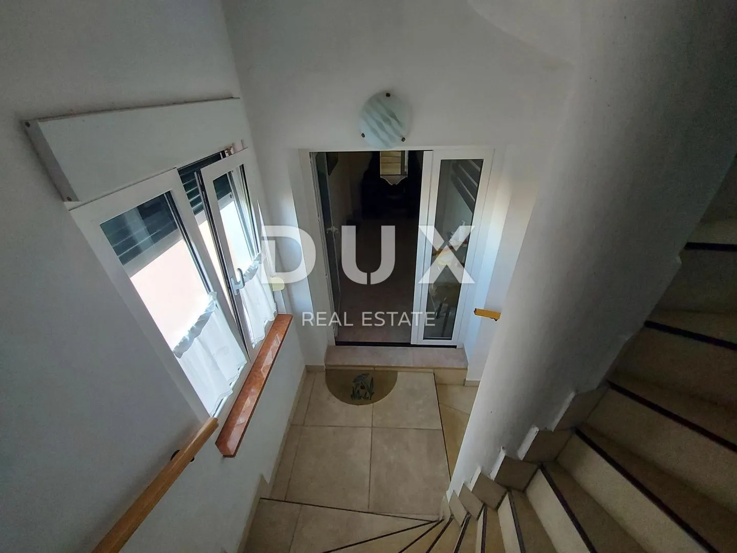 opatija, veprinac - vila 1000m2 s pogledom na more, 6 apartmana i bazenom + okoliš 1000m2 - slika 50