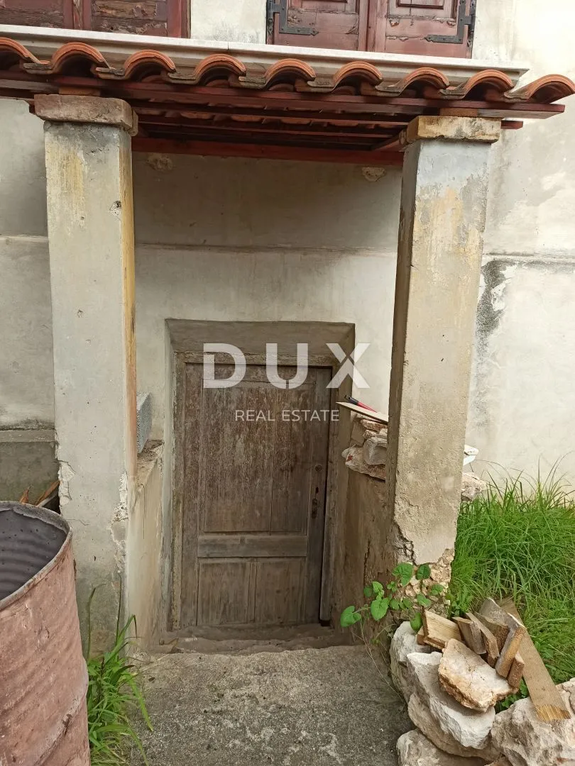 istra, pula - austrougarska vila za renovaciju u blizini mora - slika 9