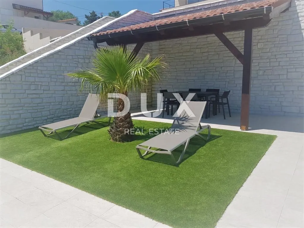 otok rab, lopar - luksuzna vila smještena uz pješčani raj - slika 7